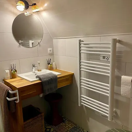 La Petite Motte Orman Evi *